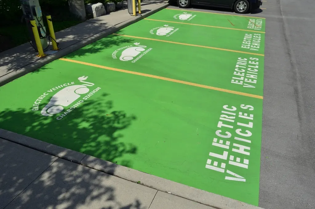 Places avec bornes de recharge · Bobigny
